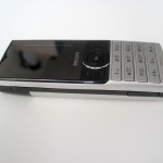 Philips xenium x500. Вид сбоку