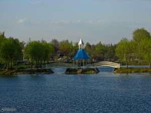 "Горбатый" мост через реку Кожурновка. Еще один из символов г.Бронницы
