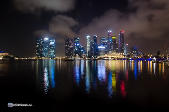 Небоскребы Сингапура ночью